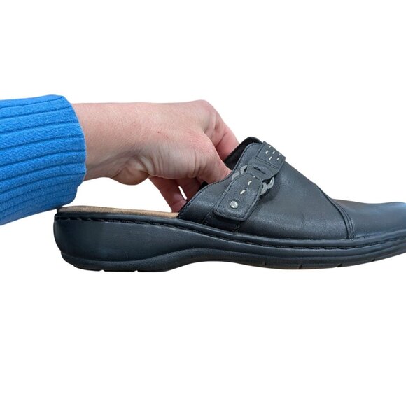 Clarks Collection Leisa Sadie Black Leather Mule Size 7.5 Comfort Slip On Career - Picture 6 of 9